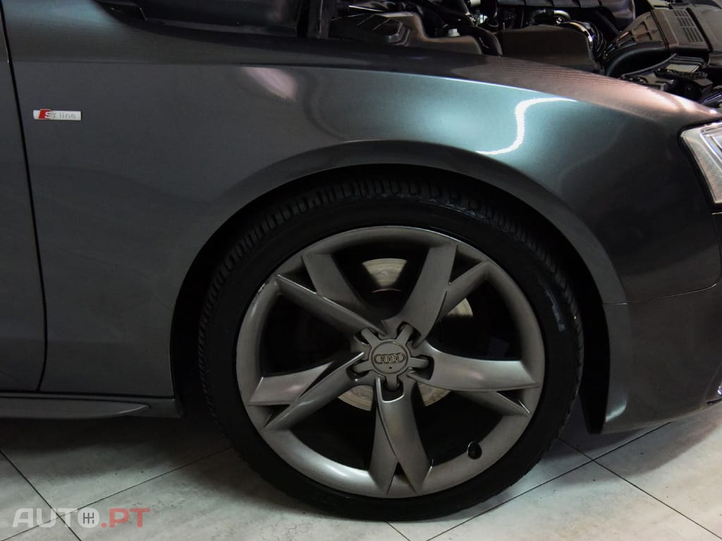 Audi A5 2.0TDI MULTITRONIC S-LINE