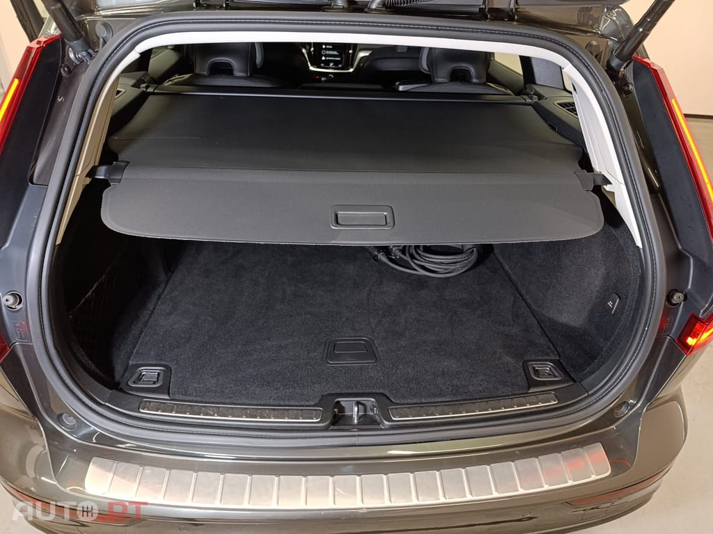 Volvo V60 2.0 T6 AWD R-Design Expression Plug-in