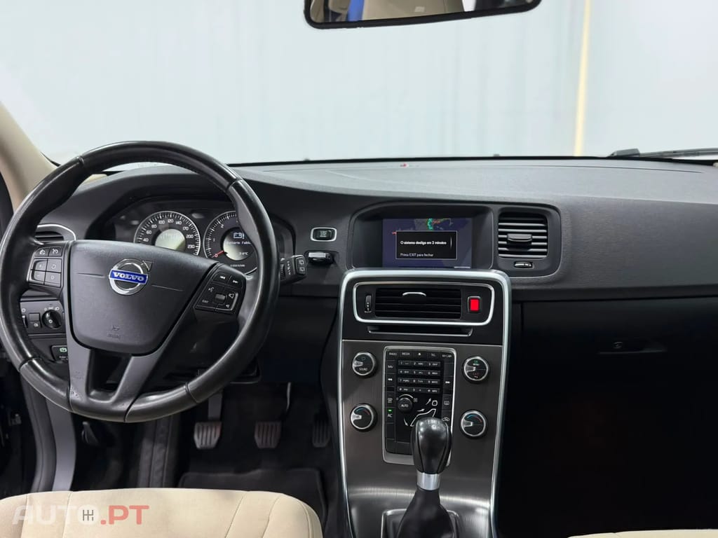 Volvo V60 1.6 D2 Drive Momentum Start/Stop