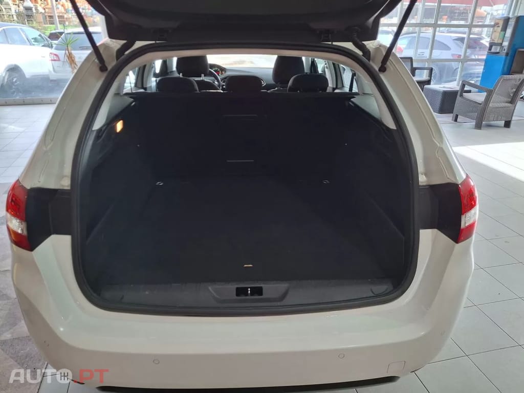 Peugeot 308 SW 1.6 BlueHDi Allure EAT6