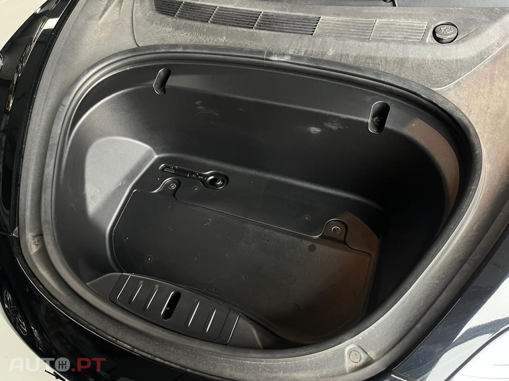 Tesla Model 3 Standard Range