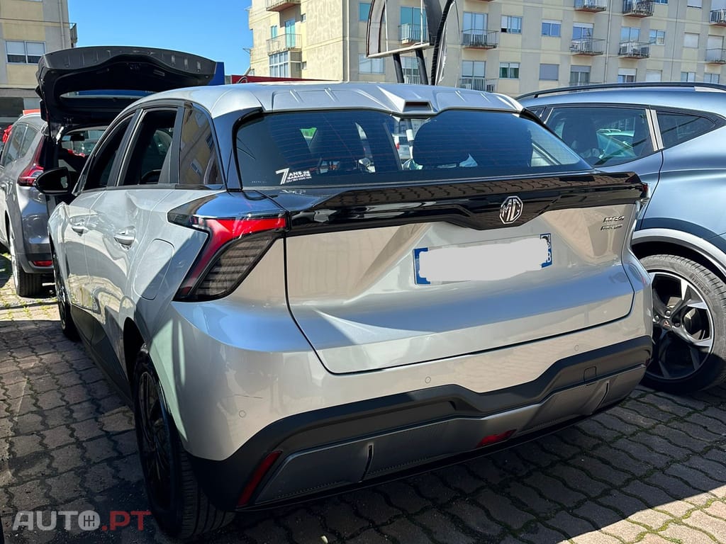 MG MG4 drive standard