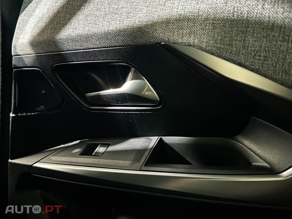 Peugeot E-3008 73 kWh GT