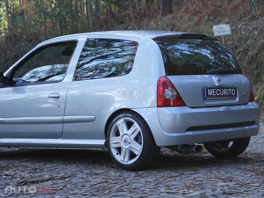 Renault Clio 2.0 RS