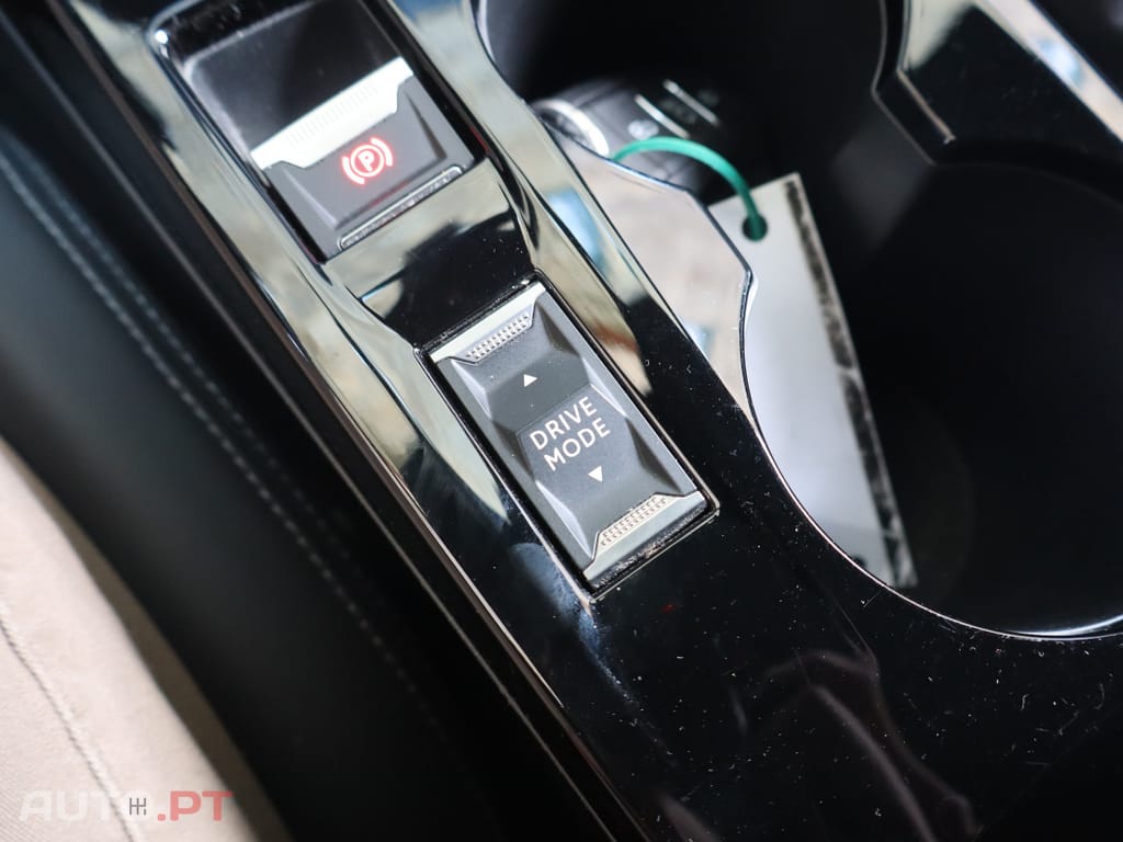 Peugeot E-208 50 kWh GT Line