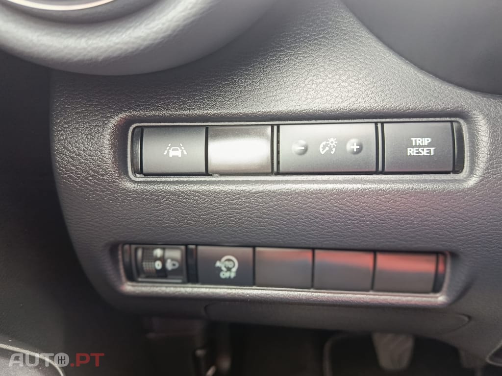 Nissan Juke 1.0 DIG-T N-Connecta