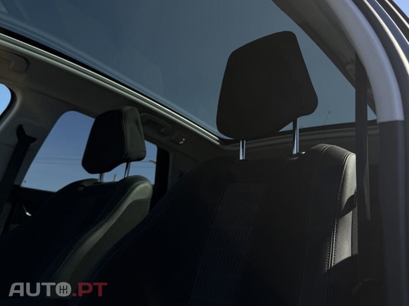 Peugeot 308 1.2 PureTech Allure EAT8