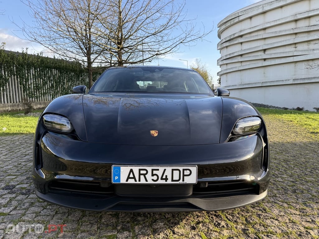 Porsche Taycan Performance Plus