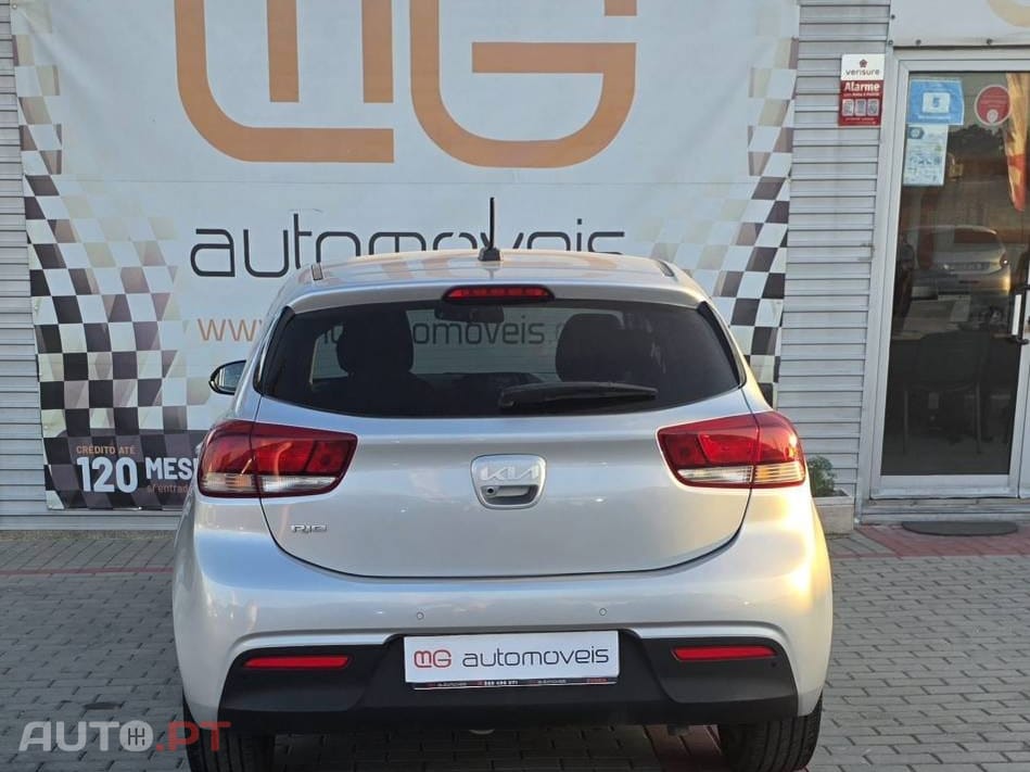 Kia Rio 1.0 T-GDI Drive