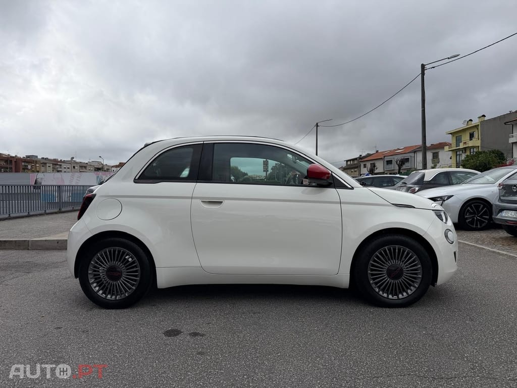 Fiat 500e (RED) 2.0