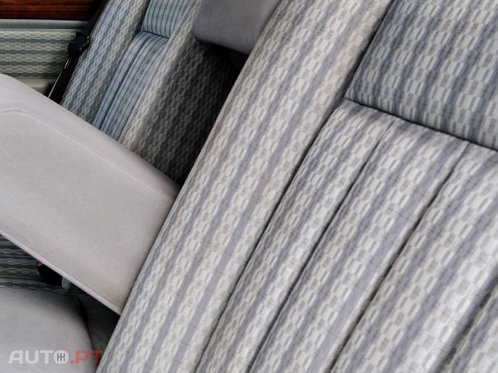 Mercedes-Benz 250 D