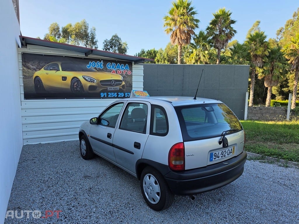 Opel Corsa 1.2 16V