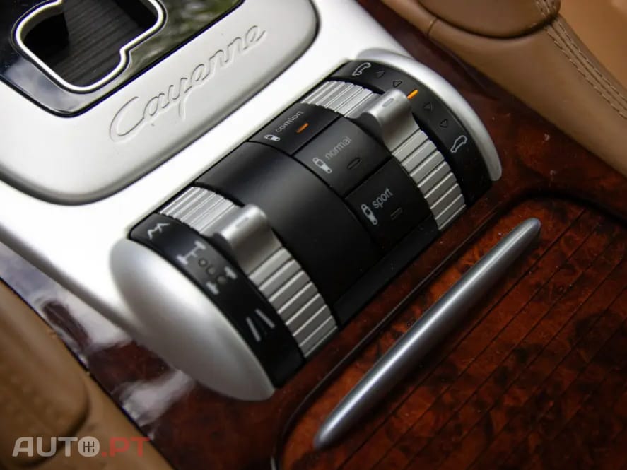 Porsche Cayenne Tiptronic