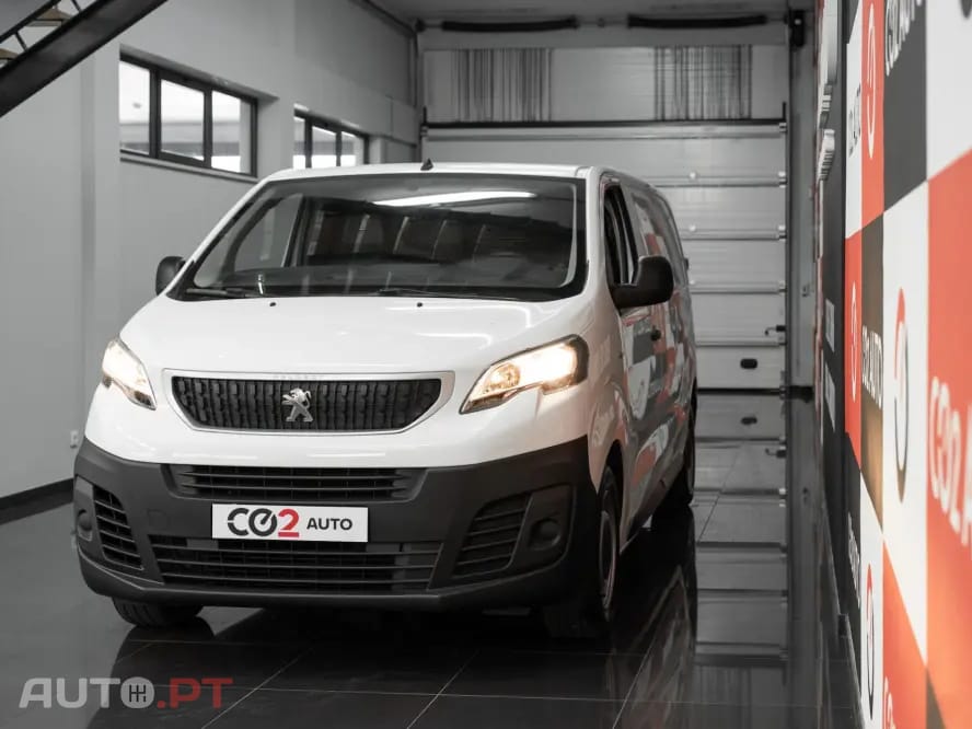 Peugeot Expert Outro