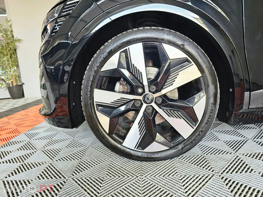 Renault Mégane E-Tech EV60 Techno Optimum Charge — fotografia 9