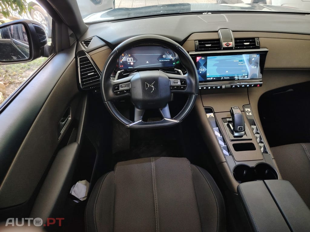 DS DS7 Crossback 1600 cm3 180 cv EAT8 SO CHIC