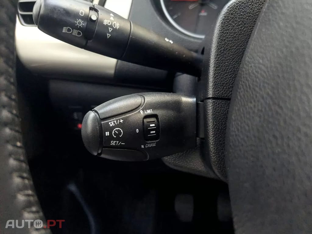 Citroen C-Elysée 1.2 PureTech Shine
