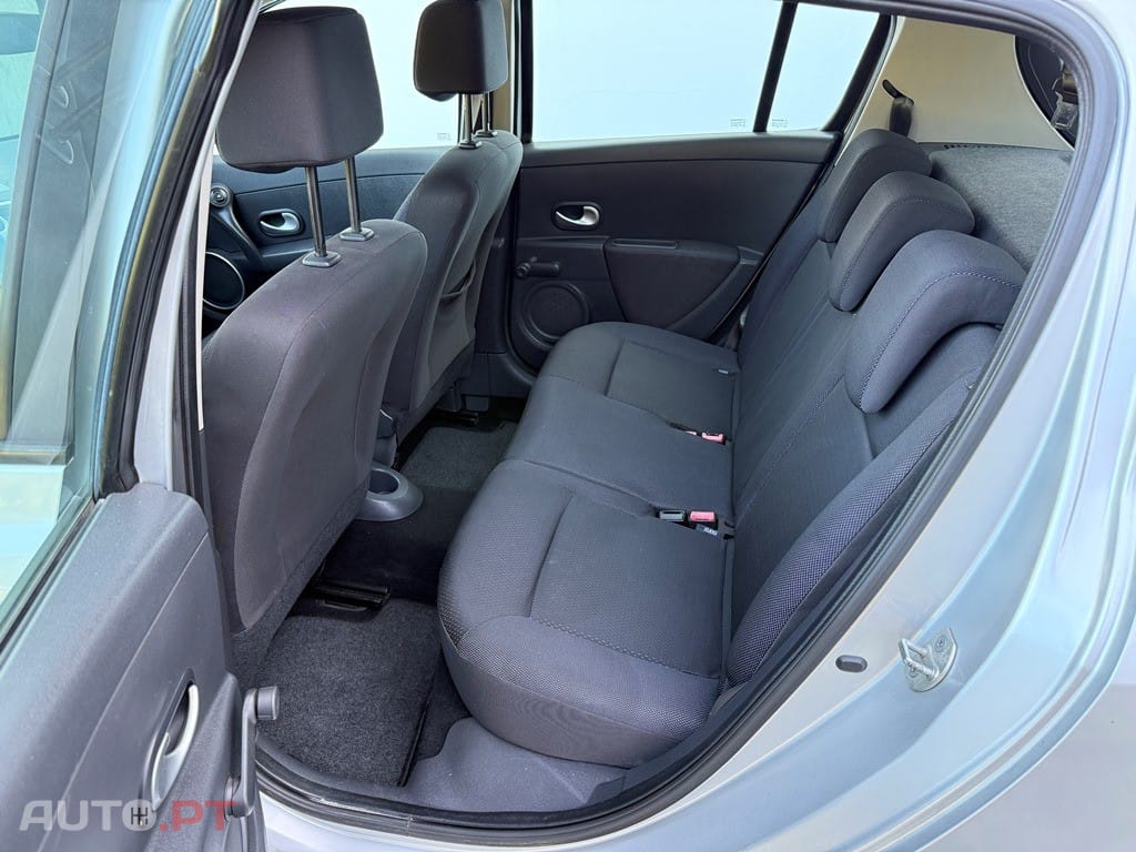 Renault Clio 1.2 16V Dynamique S