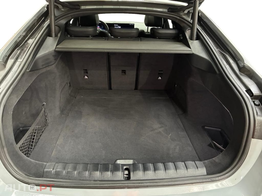 BMW i4 eDrive40 Desportiva M