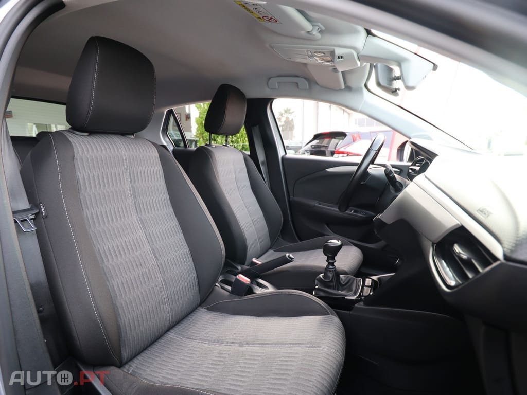 Opel Corsa 1.5 D Business — fotografia 10