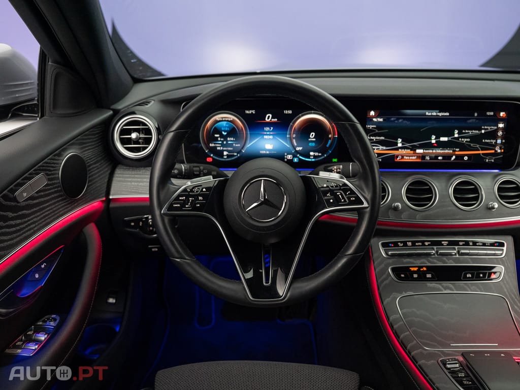 Mercedes-Benz E 300 de Avantgarde
