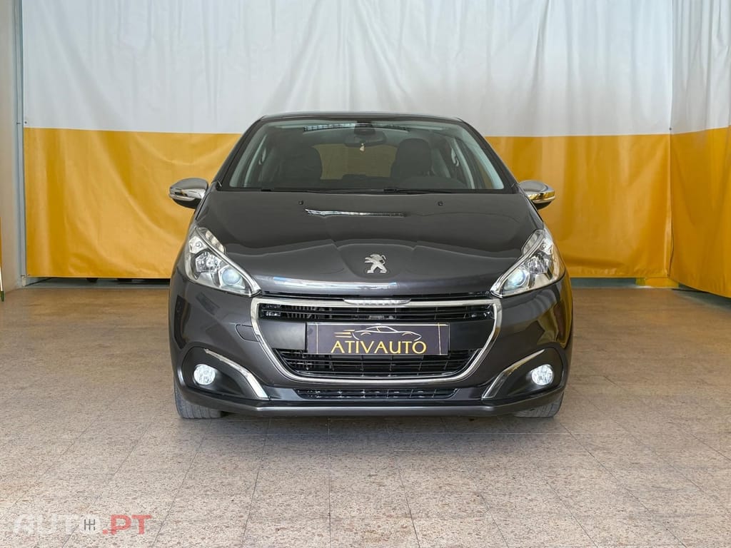 Peugeot 208 1.6 BlueHDi Style