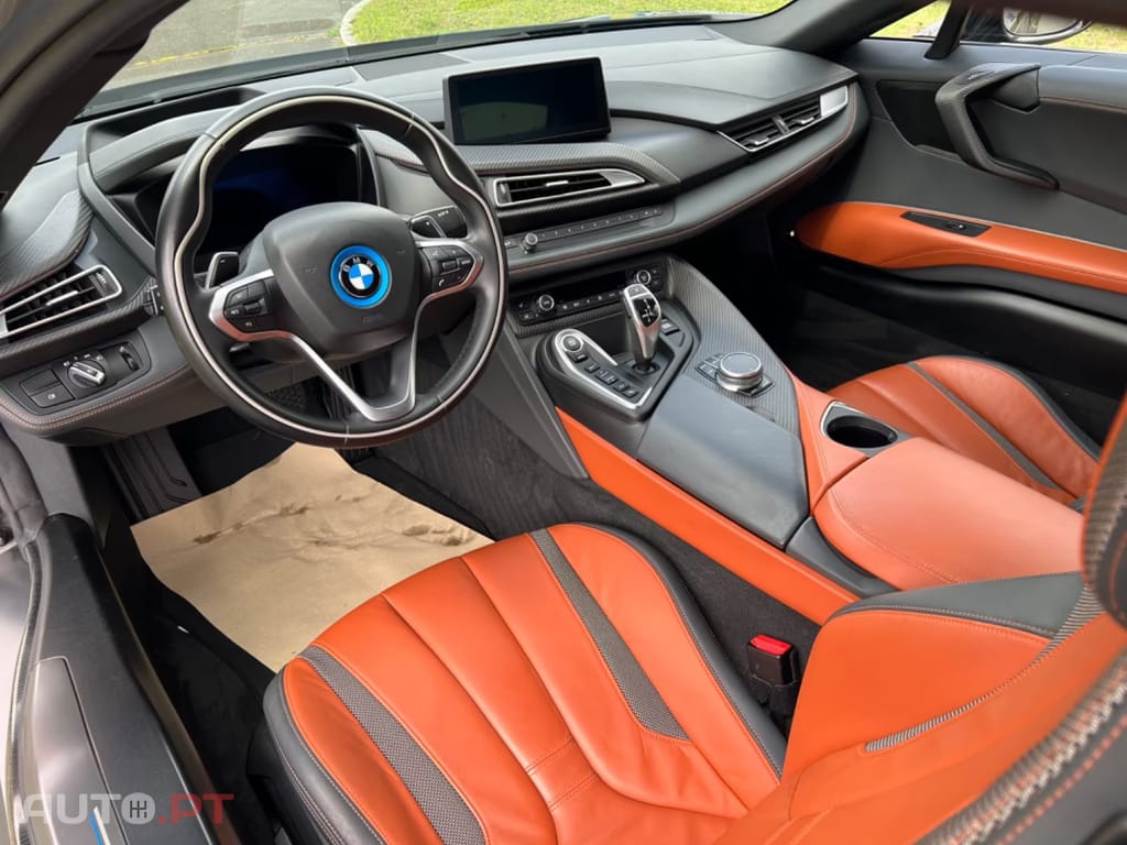 BMW i8 Standard