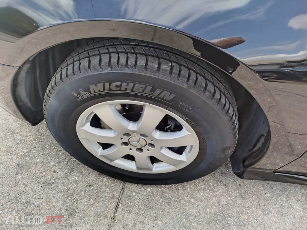 Mercedes-Benz R 320 CDi 4-Matic Longo