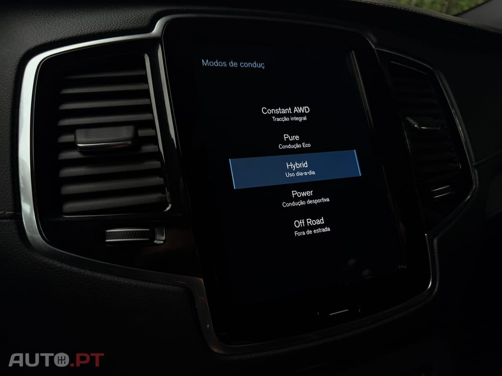 Volvo XC90 2.0 T8 PHEV R-Design AWD