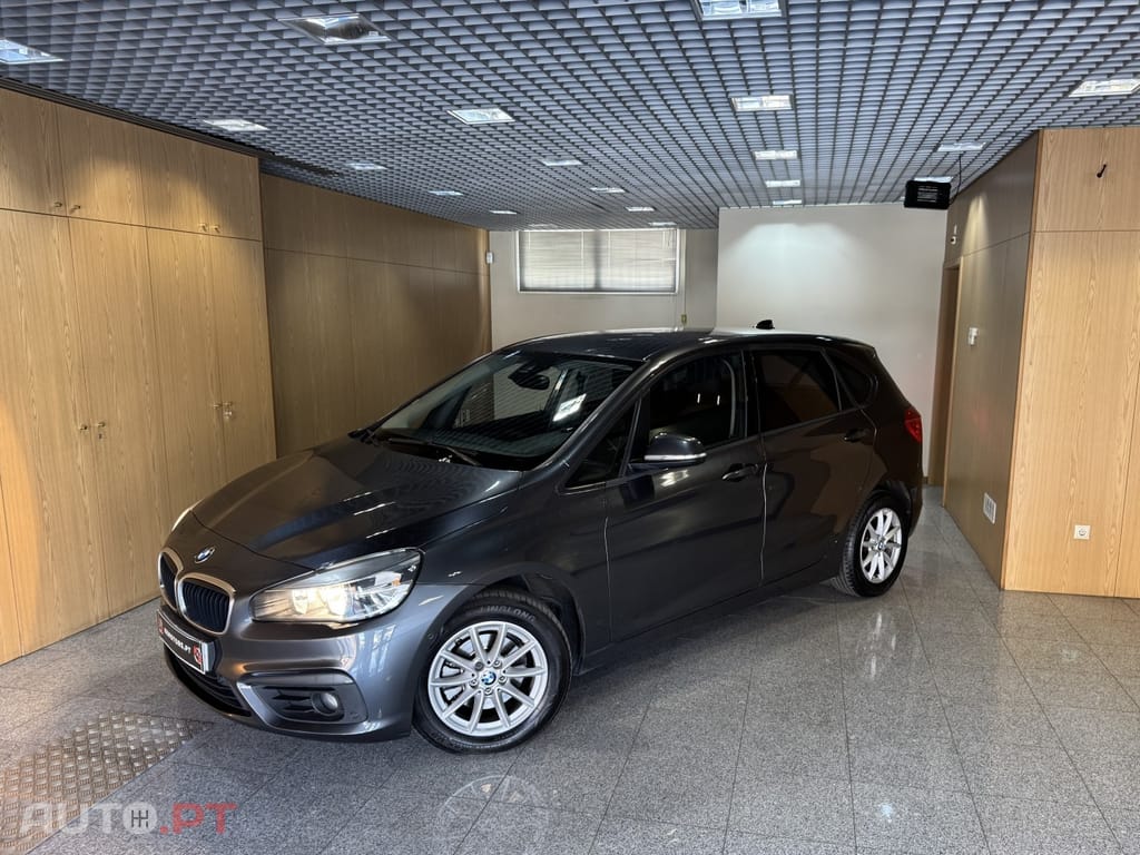 BMW 216 d Line Luxury Auto