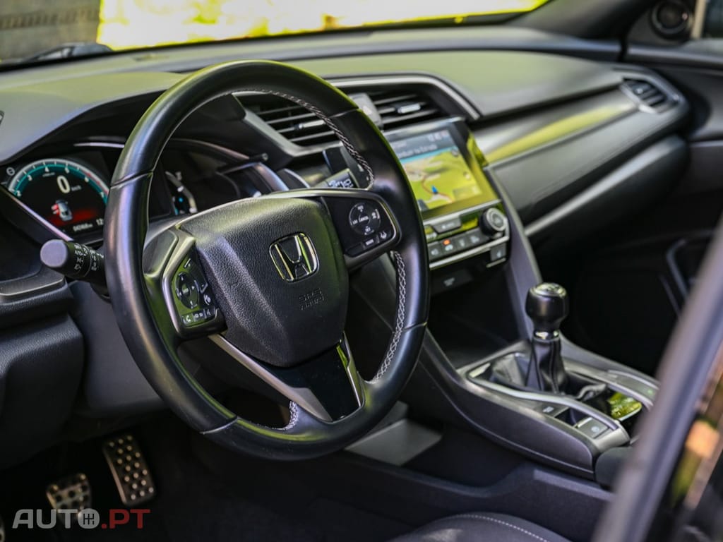 Honda Civic 1.0 i-VTEC Executive