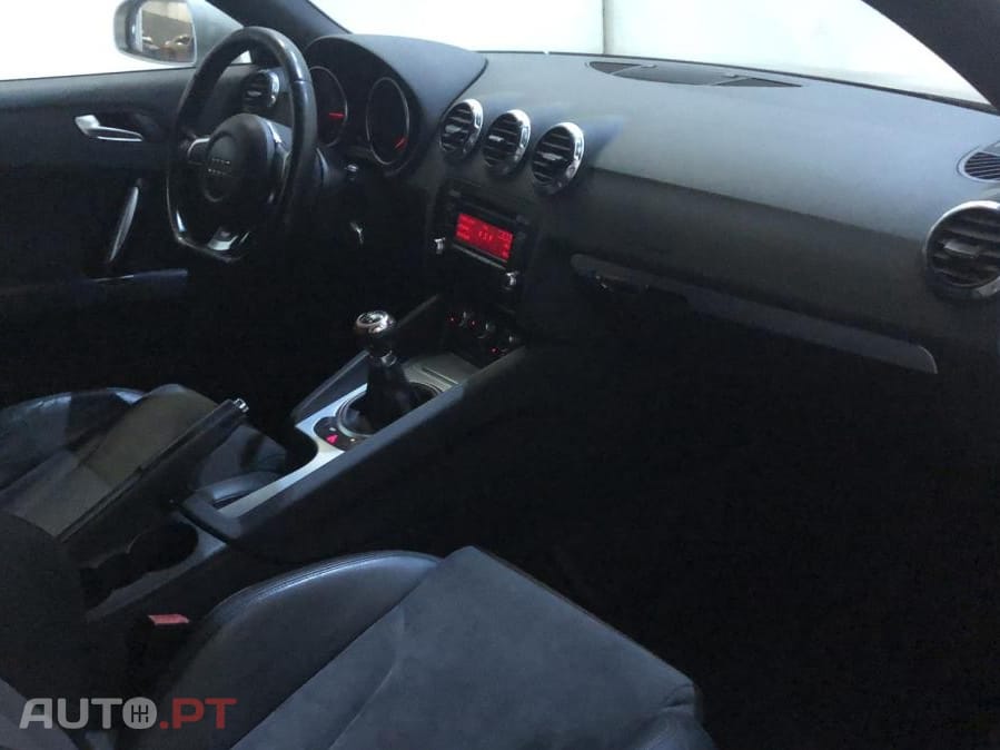Audi TTS 2.0 TFSi quattro