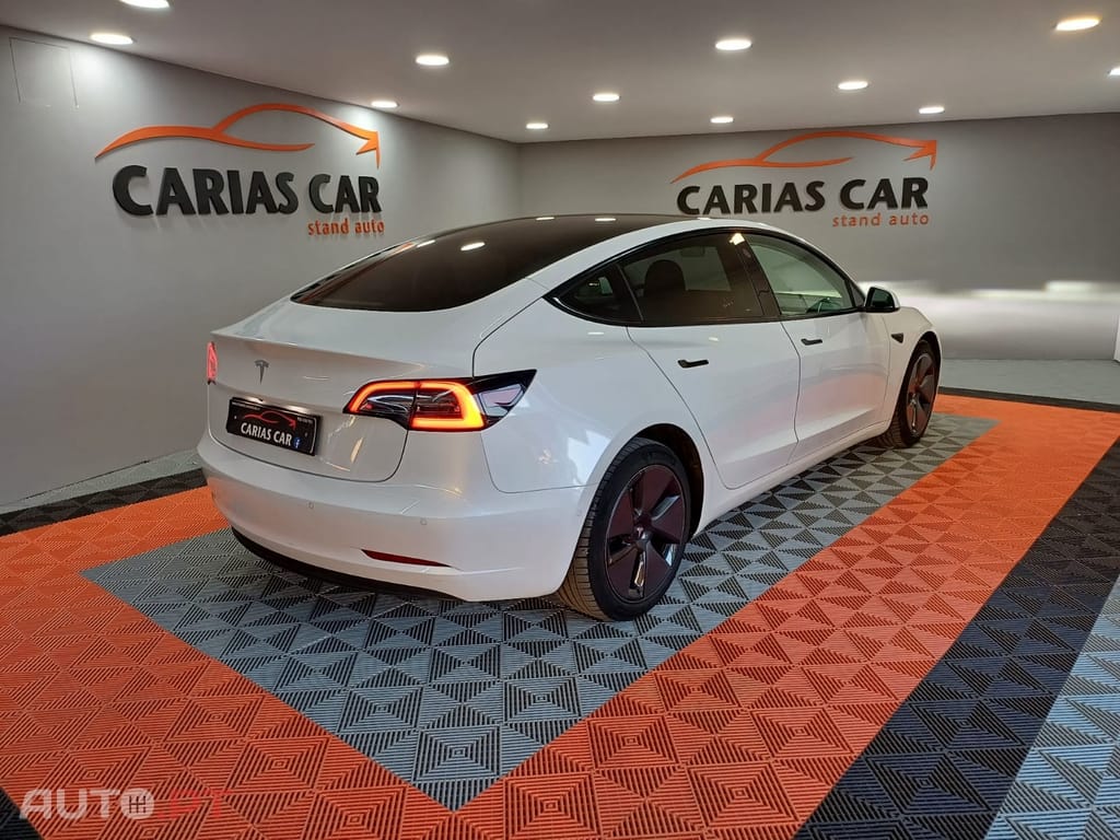 Tesla Model 3 Standard Plus