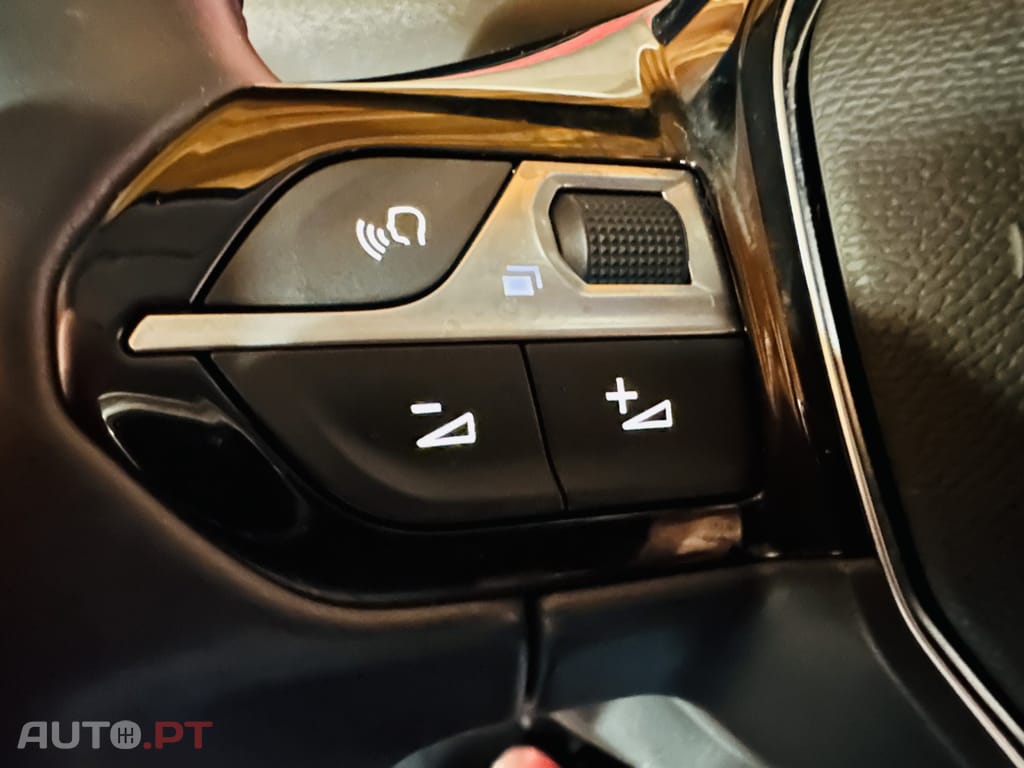 Peugeot 5008 1.2 PureTech Allure Pack EAT8