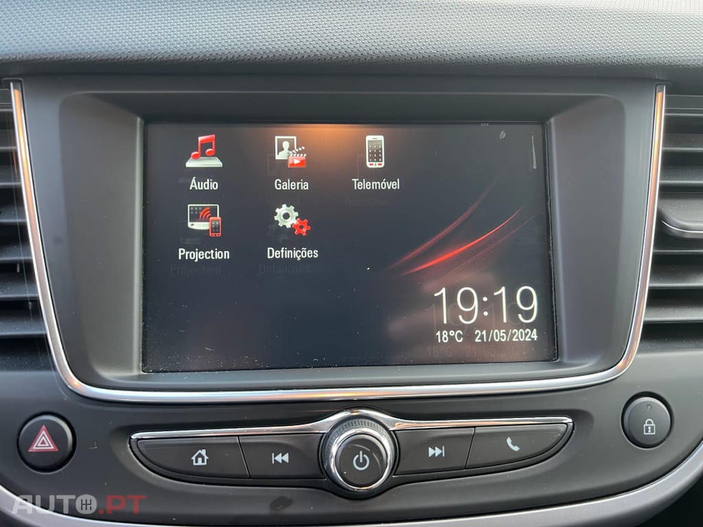Opel Crossland X 1.2 Inovação