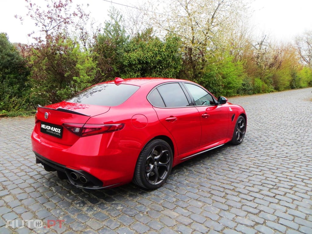 Alfa Romeo Giulia 2.9 Bi-Turbo Quadrifoglio AT8