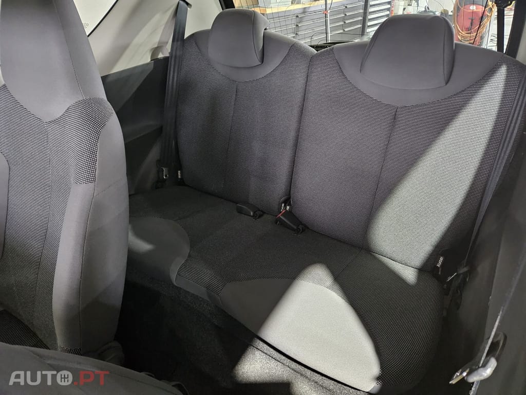 Peugeot 107 1.0 Active 2-Tronic