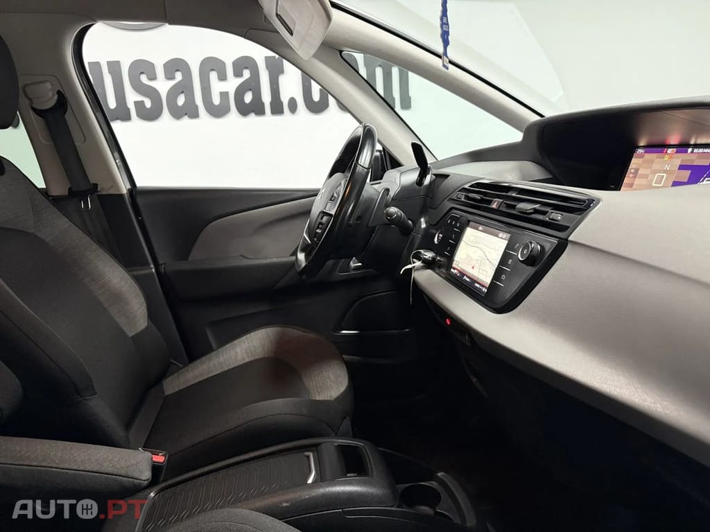 Citroen Grand C4 SpaceTourer BlueHDi 130 Stop&Start EAT8 SHINE