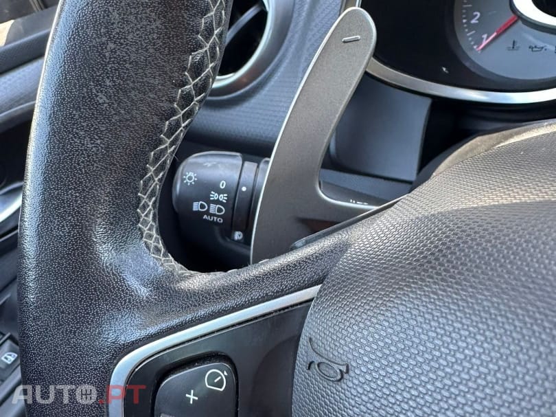 Renault Clio Sport Tourer 1.2 TCE GT EDC