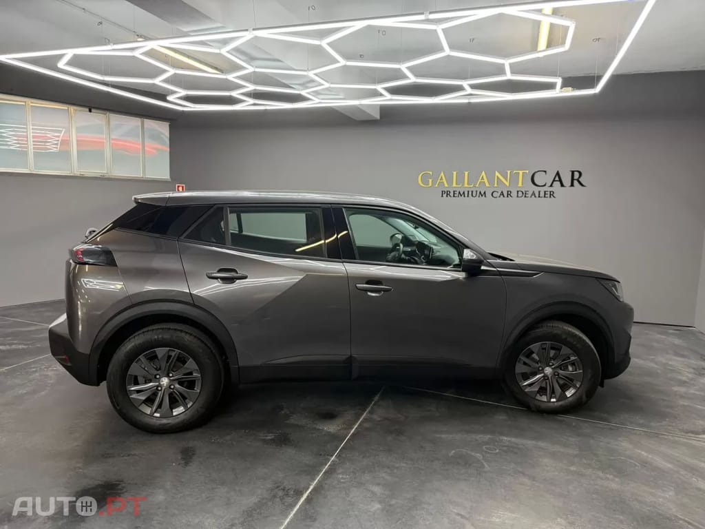 Peugeot 2008 1.2 PureTech Style
