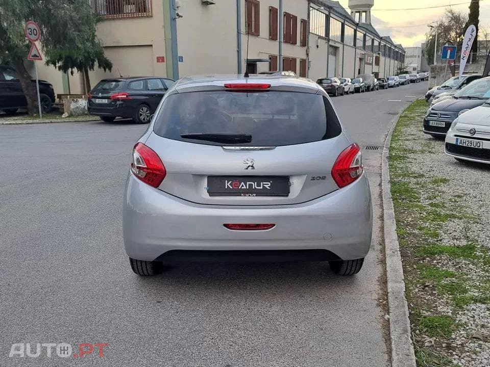Peugeot 208 1.4 HDi Active