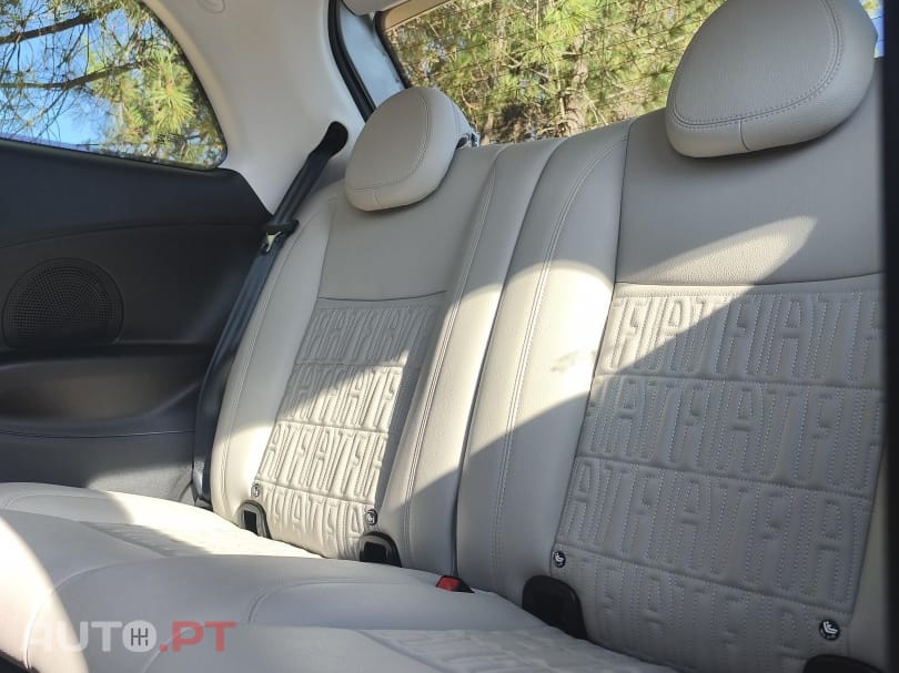 Fiat 500e La Prima