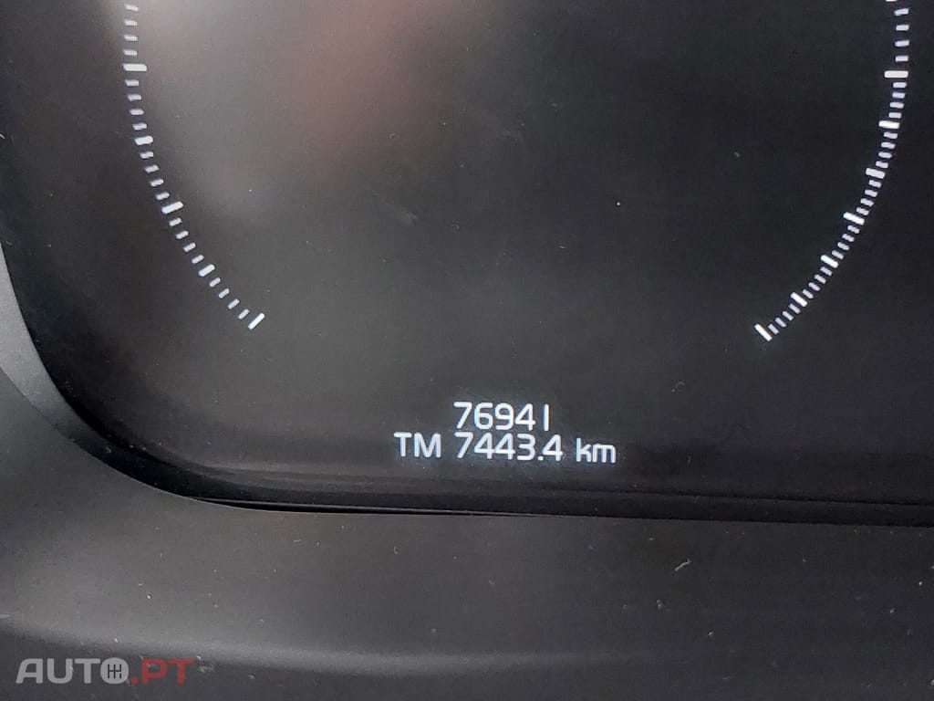Volvo XC60 2.0 T8 PHEV Momentum AWD