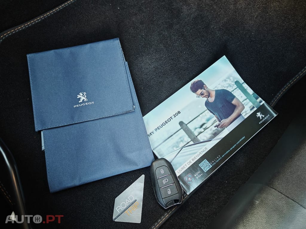 Peugeot 208 PureTech 100 Allure Pack