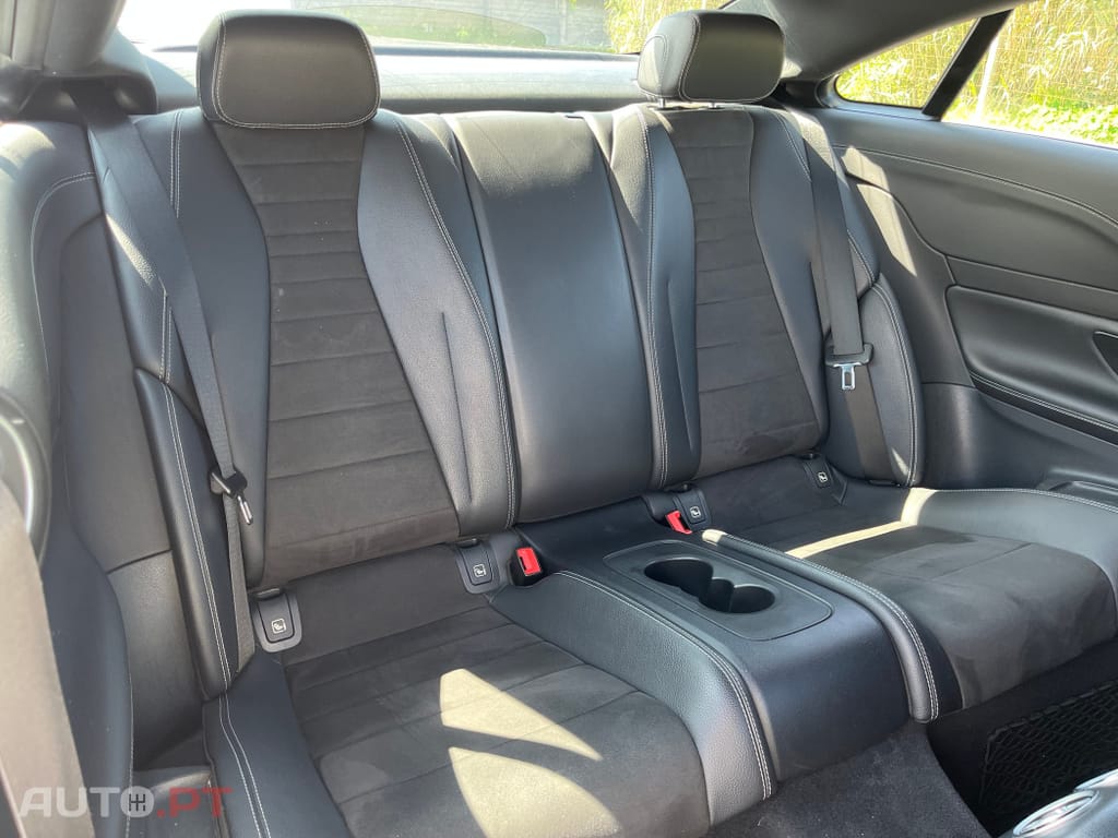 Mercedes-Benz E 220 d 4Matic Coupe 9G-TRONIC AMG Line