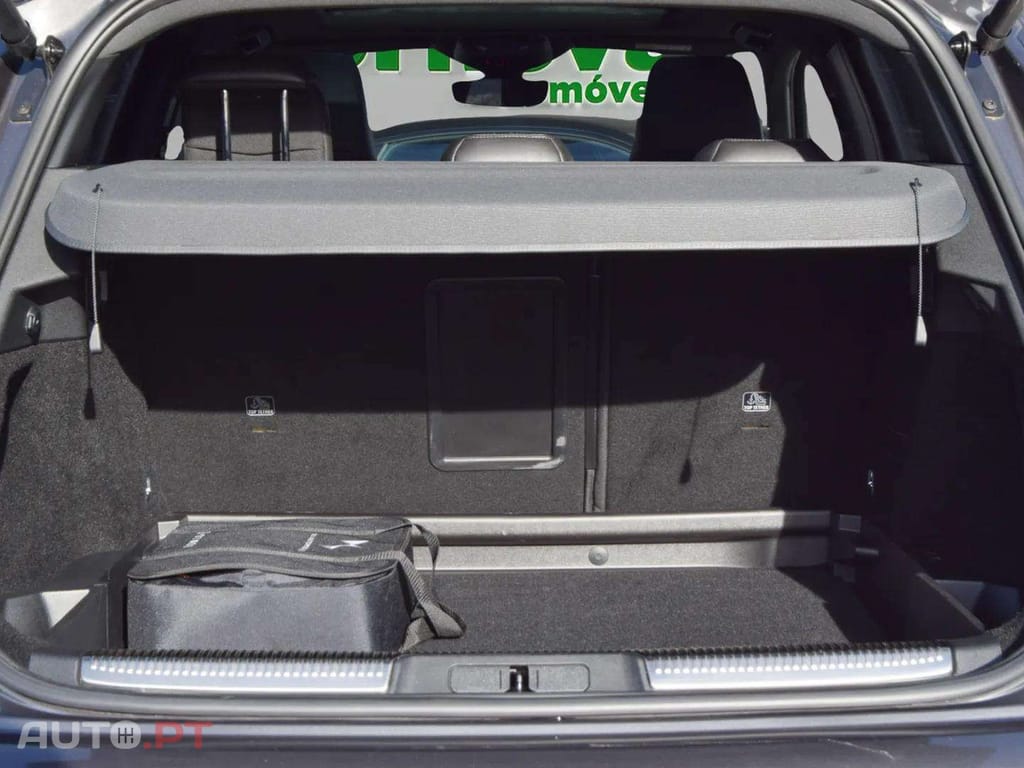 DS DS7 E-Tense 4x4 Performance Line +