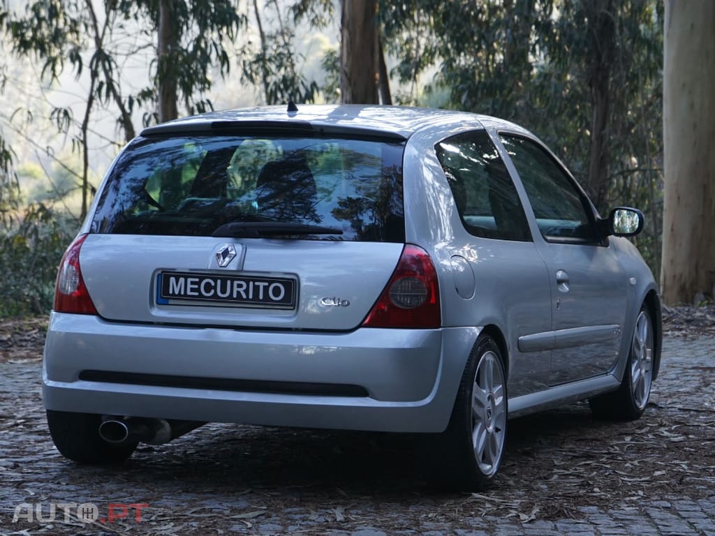 Renault Clio 2.0 RS