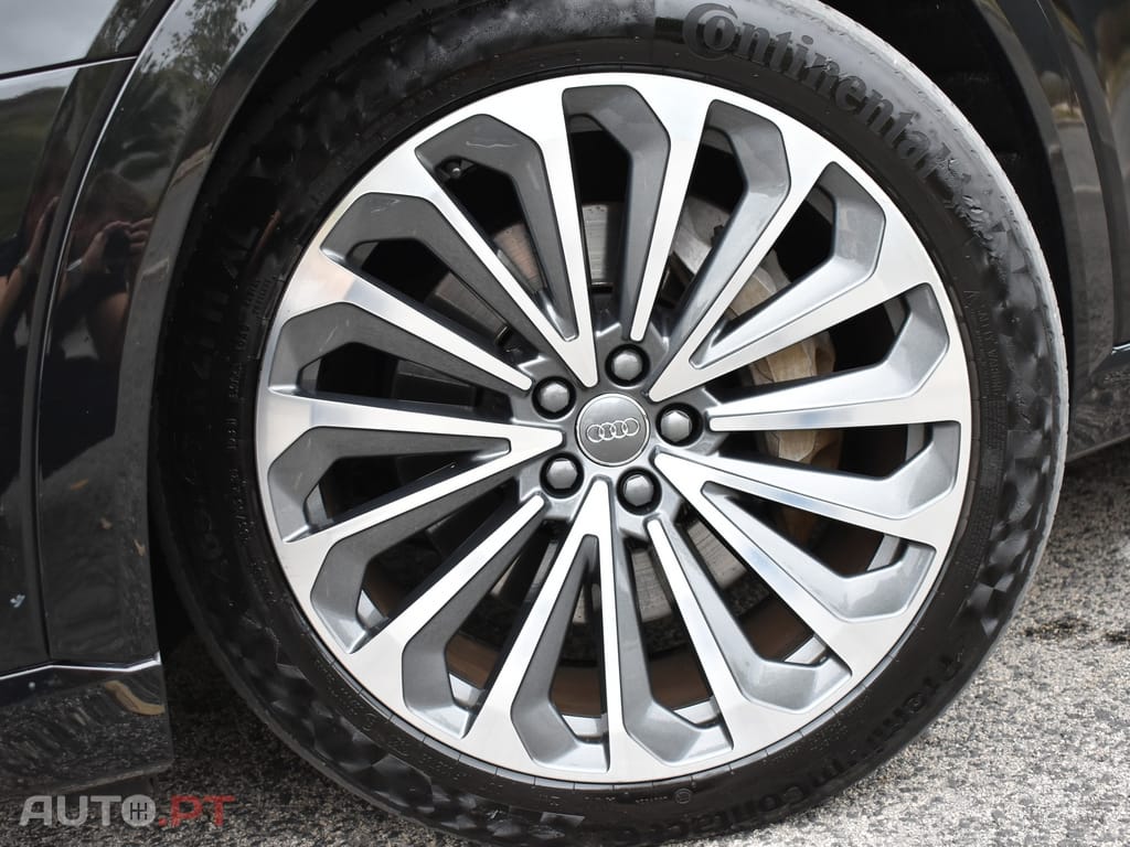Audi E-Tron 55 quattro S line