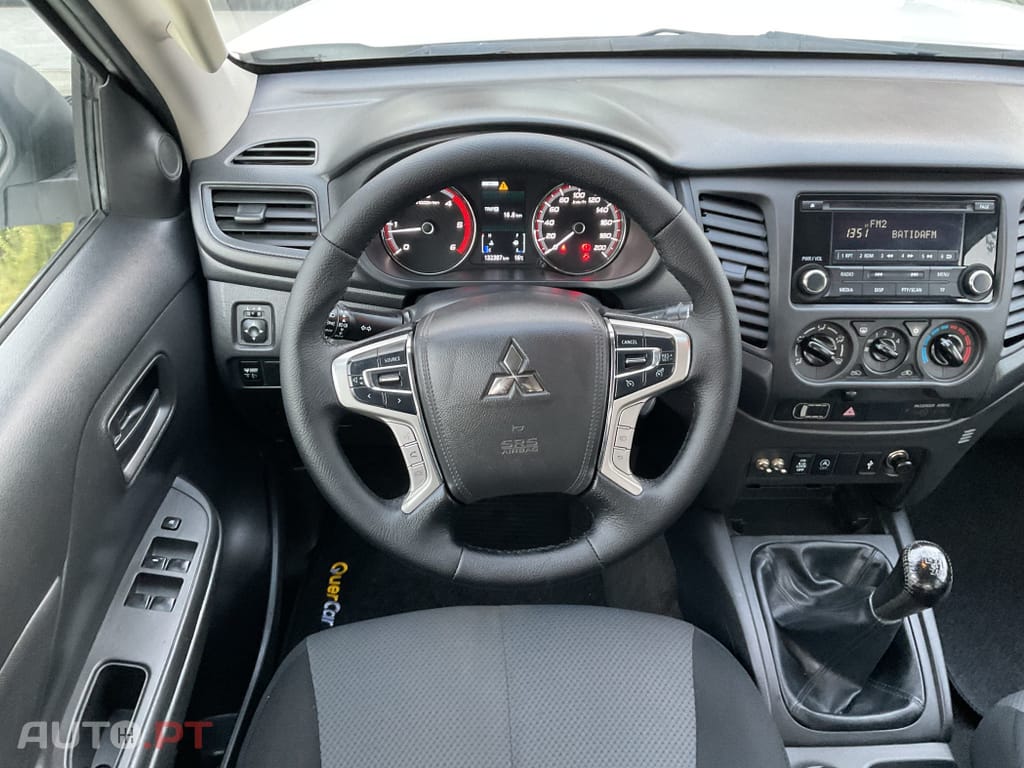 Mitsubishi L200 2.3 DI-D CD Invite Strakar Look 4WD