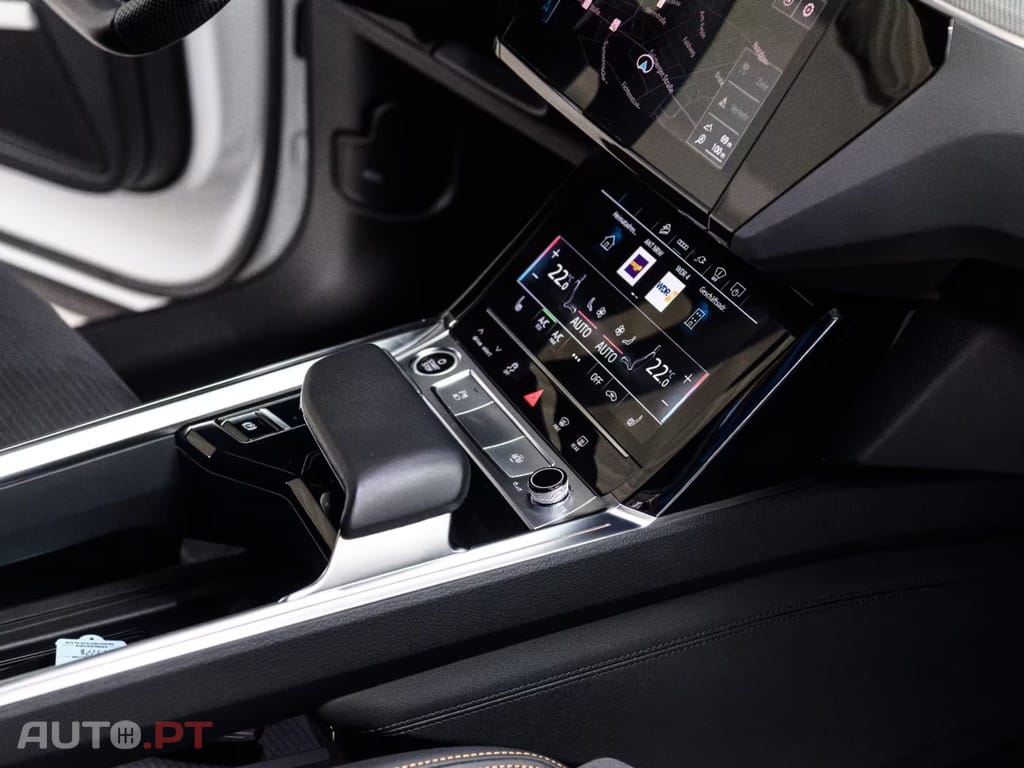 Audi E-Tron 55 quattro S Line I.V.A DEDUTIVEL 